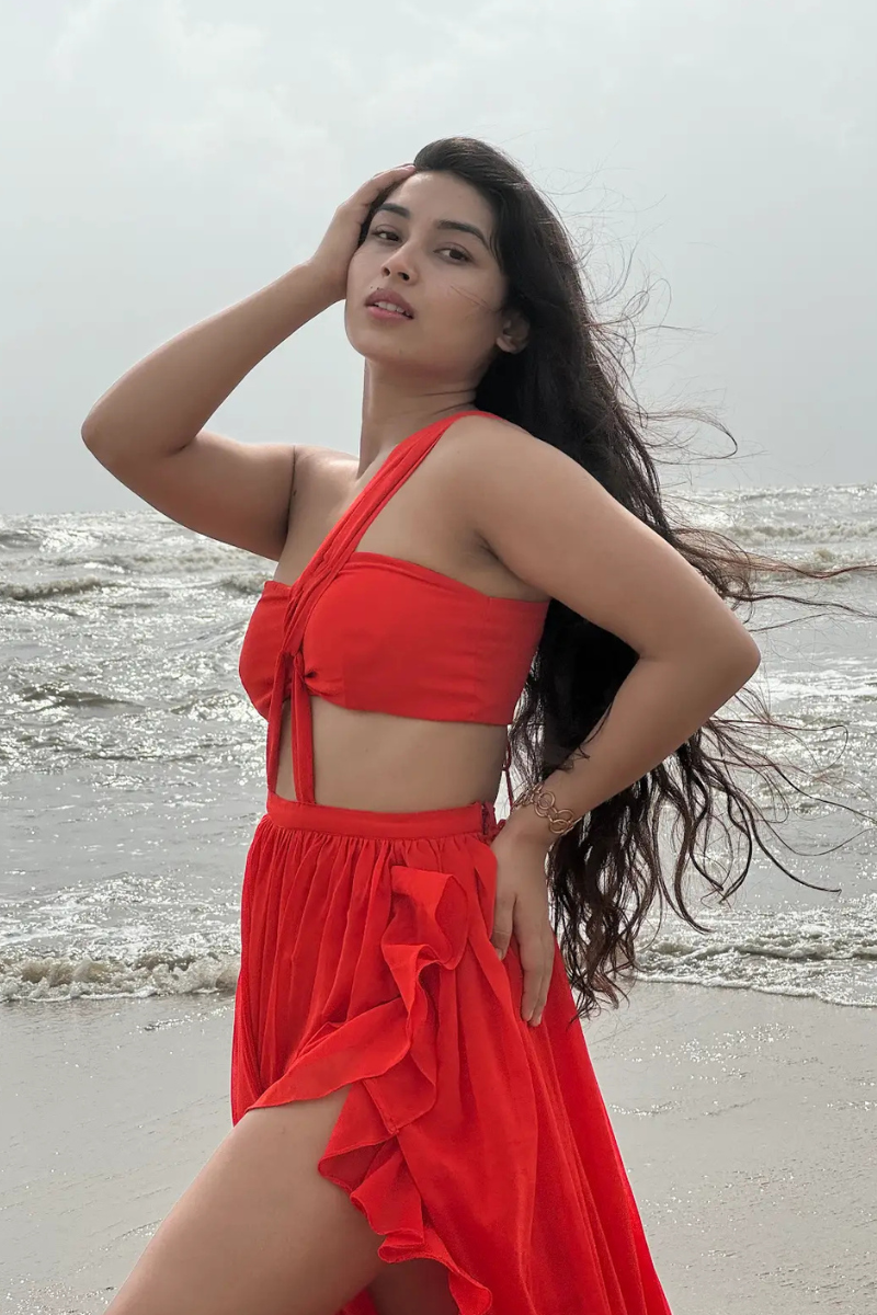 Akriti Negi in "MERAKI" Beachwear