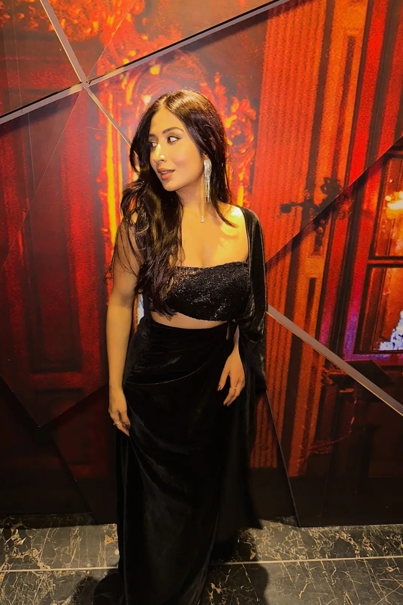 Shreya Kalra in "Get Serious" Drape Saree